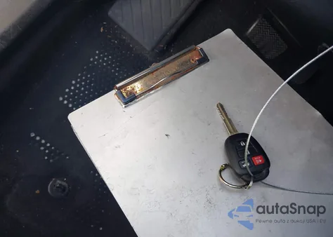 2017 Toyota Corolla Se из США, поврежденный, VIN 5YFBURHE1HP679988